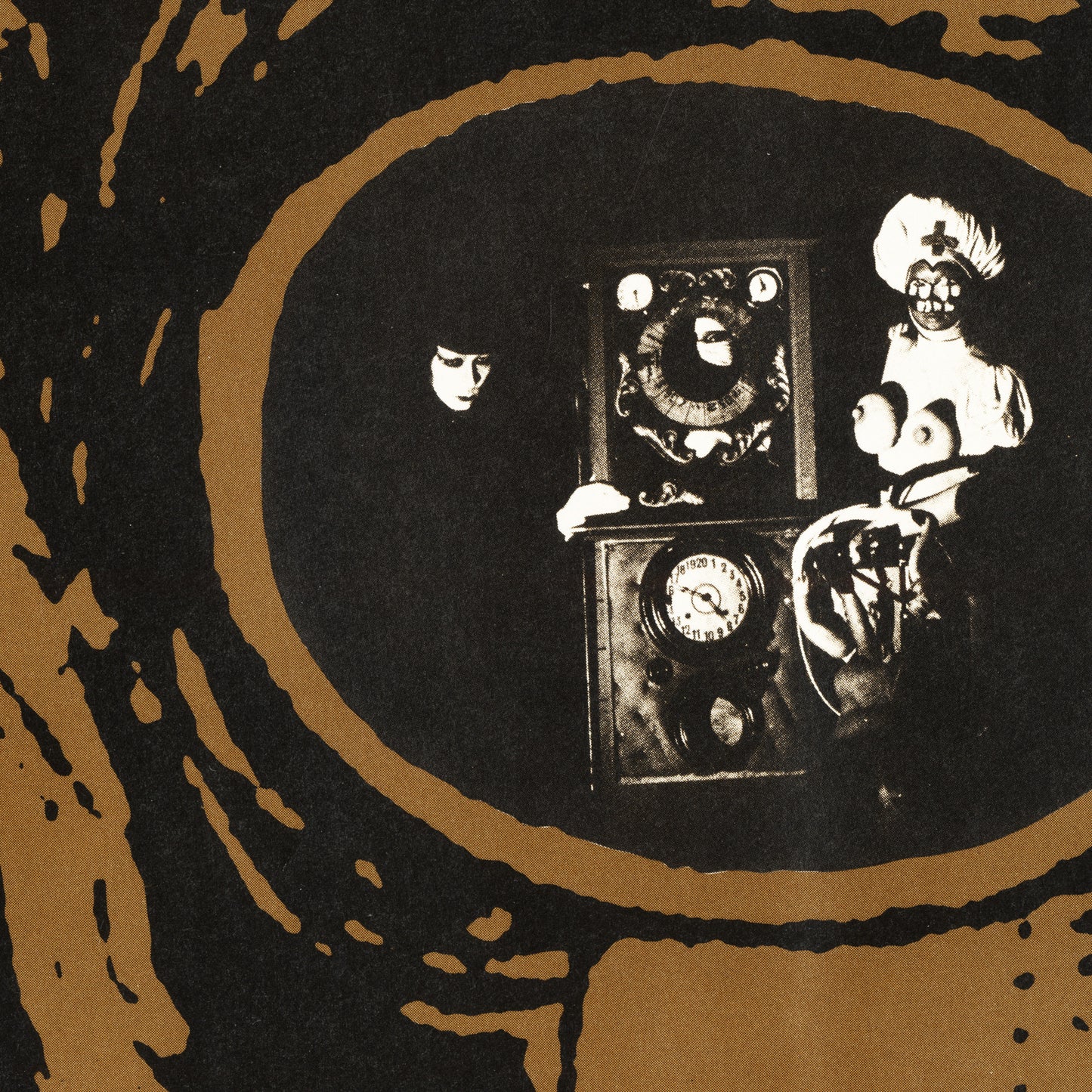 Photothèque Imaginaire de Shūji Terayama, Les Gens de la Famille Chien Dieu